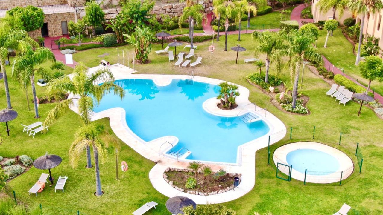 Quartiers Marbella Penthouse In Hacienda Cifuentes Benahavis Apartman Estepona Kültér fotó