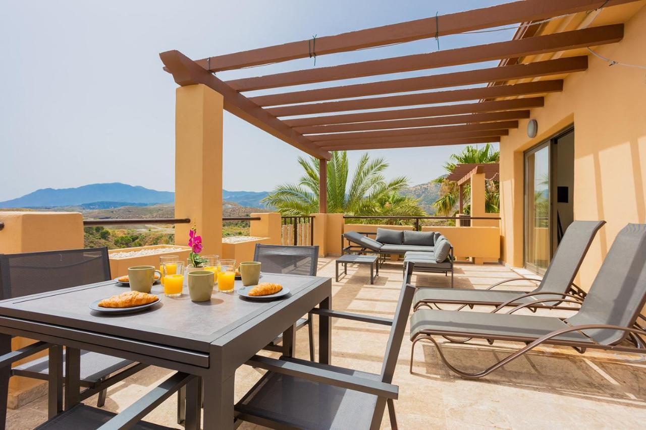 Quartiers Marbella Penthouse In Hacienda Cifuentes Benahavis Apartman Estepona Kültér fotó